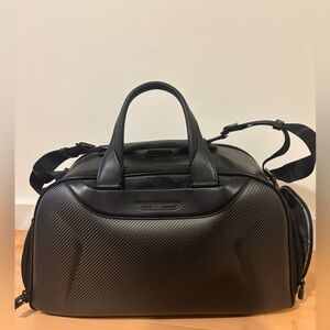 Tumi x McLaren “Quantum duffle”